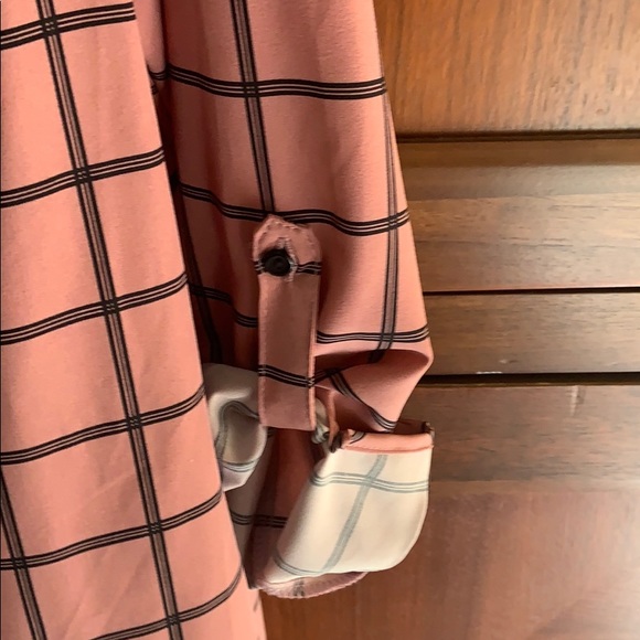 Blouse - Picture 2 of 6